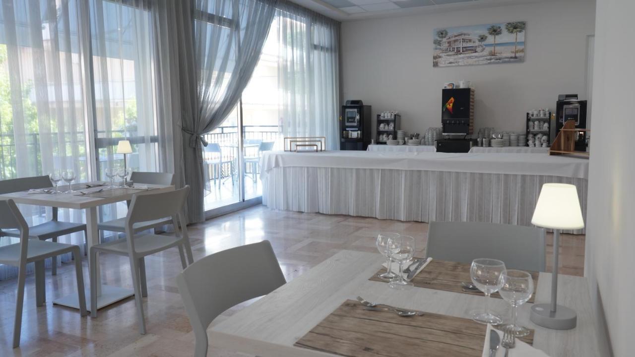 Lively Hotel Bellaria-Igea Marina Dış mekan fotoğraf